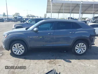 2021 Volkswagen Atlas SE with VIN 1V2WE2CA9MC234751, listed as a IAAI auction lot 41979424 with 30,132 mi miles and . Bid and sale history available at DreamBid. Image 15.