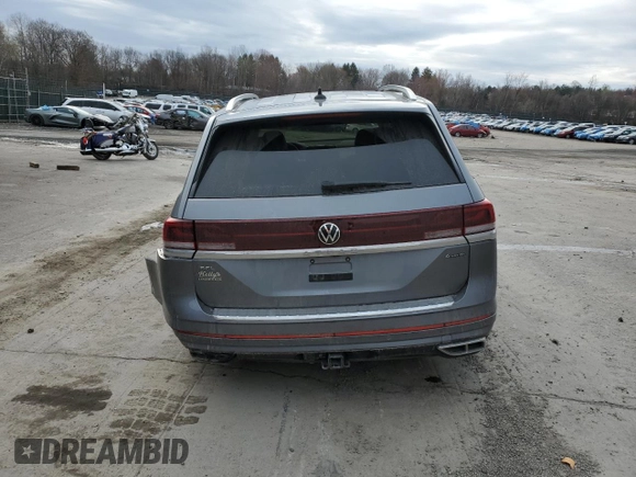 2024 Volkswagen Atlas SEL Premium R-Line with VIN 1V2FR2CAXRC537792, listed as a Copart auction lot 52522895 with 27,211 mi miles and Salvage title. Bid and sale history available at DreamBid. Image 6.