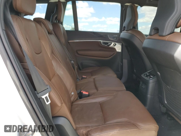 2023 Volvo XC90 Ultimate Dark Theme with VIN YV4H60CX0P1963542, listed as a Copart auction lot 43082704 with 14,133 mi miles and . Bid and sale history available at DreamBid. Image 11.