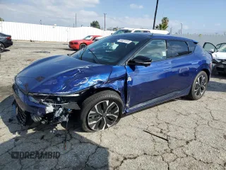 2024 Kia EV6 GT-Line z VIN KNDC44LAXR5220999, wystawiony jako Copart lot #44651515 z przebiegiem 81 mil mil oraz Szkoda całkowita • Salvage title. Historia ofert i sprzedaży dostępna na DreamBid. Obrazek 1.