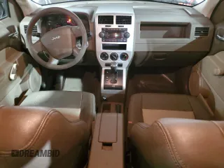 2008 Jeep Patriot Sport with VIN 1J8FT28008D773064, listed as a Copart auction lot 85144074 with 156,951 mi miles and Clean title. Bid and sale history available at DreamBid. Image 8.