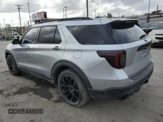 2020 Ford Explorer ST with VIN 1FM5K8GCXLGA61569, listed as a Copart auction lot 54600145 with 36,685 mi miles and Salvage Title. Bid and sale history available at carsss.com. Image 2.