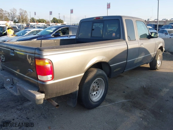 1998 Ford Ranger XL with VIN 1FTYR14U5WPB53047, listed as a IAAI auction lot 41561037 with 195,181 mi miles. Bid and sale history available at carsss.com. Image 4.