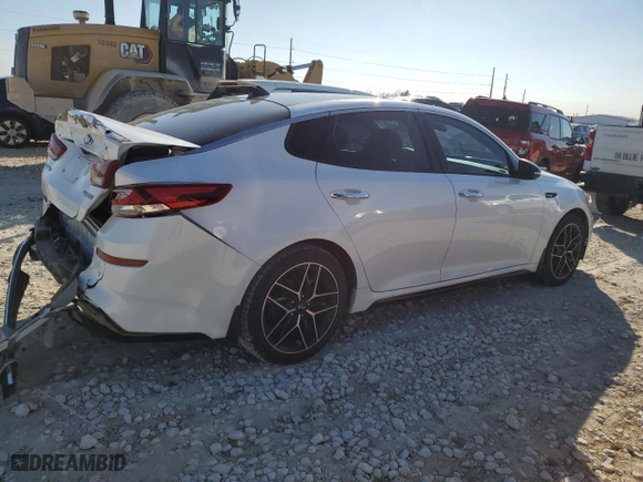 2019 Kia Optima SX with VIN 5XXGW4L20KG333821, listed as a Copart auction lot 85723334 with 35,021 mi miles and Salvage Title. Bid and sale history available at carsss.com. Image 3.