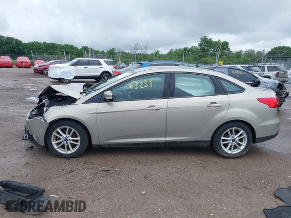 2016 Ford Focus SE z VIN 1FADP3F28GL300925, wystawiony jako IAAI lot #42563251 z przebiegiem 93 247 mil mil oraz . Historia ofert i sprzedaży dostępna na DreamBid. Obrazek 15.