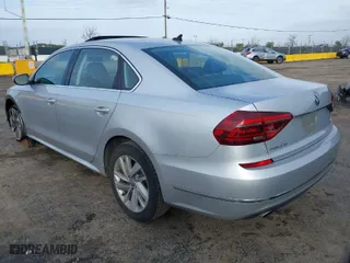 2018 Volkswagen Passat 2.0T SE with VIN 1VWBA7A32JC044389, listed as a IAAI auction lot 41200633 with 93,046 mi miles. Bid and sale history available at carsss.com. Image 3.