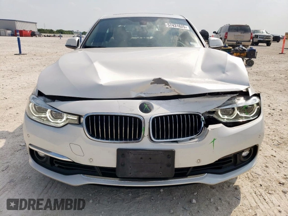 2016 BMW 3 Series 328i z VIN WBA8E9C56GK647899, wystawiony jako Copart lot #57431625 z przebiegiem 104 249 mil mil oraz Szkoda całkowita • Salvage title. Historia ofert i sprzedaży dostępna na DreamBid. Obrazek 5.