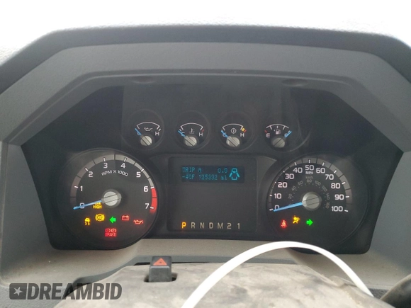 2015 Ford F-350 Platinum with VIN 1FT8W3B61FEA08124, listed as a Copart auction lot 84233554 with 125,332 mi miles and Clean Title. Bid and sale history available at DreamBid. Image 9.