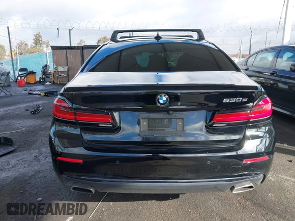 2021 BMW 5 Series 530e with VIN WBA13AG07MCF87003, listed as a IAAI auction lot 41550152 with 52,214 mi miles and . Bid and sale history available at carsss.com. Image 16.