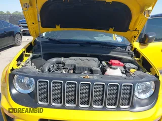 2023 Jeep Renegade Latitude with VIN ZACNJDB11PPP62206, listed as a IAAI auction lot 41998934 with 9,577 mi miles and . Bid and sale history available at carsss.com. Image 10.