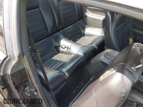2007 Ford Mustang GT Deluxe with VIN 1ZVFT82H275230619, listed as a IAAI auction lot 42478109 with 129,201 mi miles and . Bid and sale history available at DreamBid. Image 8.