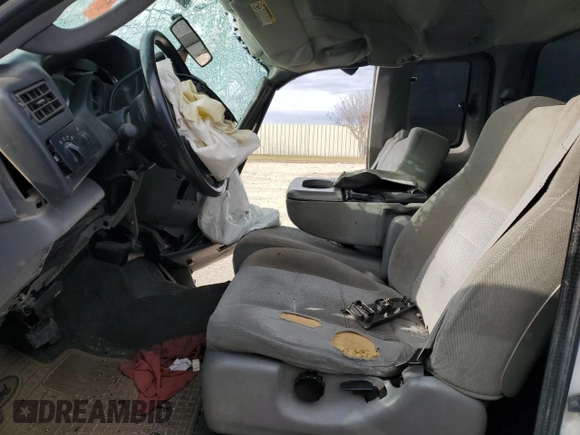2003 Ford F-250 XL with VIN 3FTNX20LX3MB38136, listed as a Copart auction lot 82703304 with Not provided miles and Salvage title. Bid and sale history available at DreamBid. Image 7.