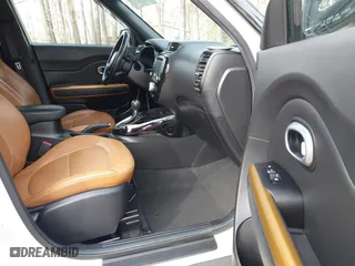 2015 Kia Soul ! with VIN KNDJX3A55F7186713, listed as a IAAI auction lot 41730772 with 86,139 mi miles. Bid and sale history available at carsss.com. Image 5.