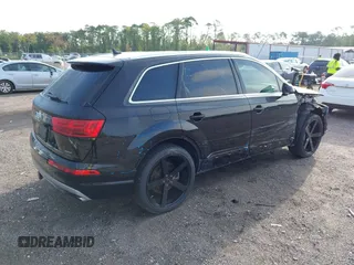 2018 Audi Q7 Premium Plus with VIN WA1LHAF70JD024688, listed as a IAAI auction lot 42567863 with 151,660 mi miles and . Bid and sale history available at DreamBid. Image 4.