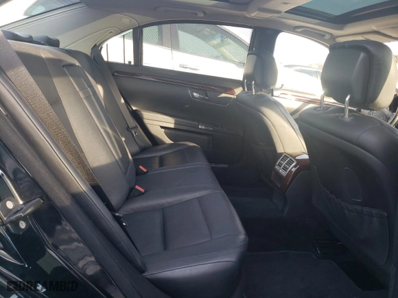 2013 Mercedes-Benz S-Class S 550 with VIN WDDNG9EB1DA501792, listed as a Copart auction lot 43513175 with 103,114 mi miles and Salvage Title. Bid and sale history available at carsss.com. Image 10.