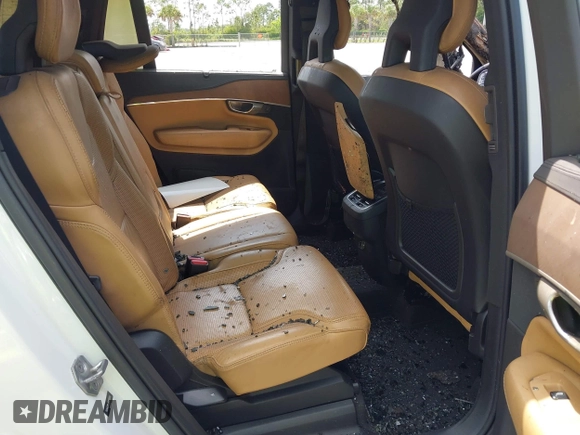 2016 Volvo XC90 T6 Inscription with VIN YV4A22PLXG1018954, listed as a IAAI auction lot 42301333 with Not provided miles and . Bid and sale history available at DreamBid. Image 8.