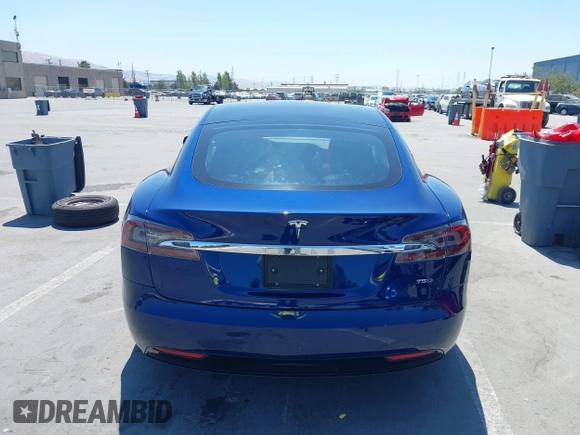 2018 Tesla Model S 75D with VIN 5YJSA1E22JF262269, listed as a IAAI auction lot 42629704 with 131,138 mi miles and . Bid and sale history available at DreamBid. Image 17.