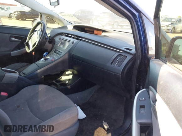 2012 Toyota Prius One with VIN JTDKN3DU6C1508691, listed as a IAAI auction lot 42137990 with 271,382 mi miles. Bid and sale history available at carsss.com. Image 5.