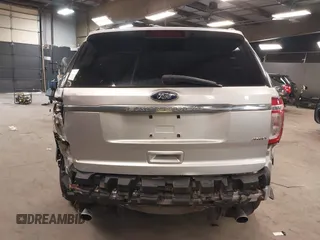 2011 Ford Explorer с VIN 1FMHK8B83BGA85680, выставлен на аукционе IAAI как лот 42505116 с пробегом 354 780 миль миль и . История ставок и продаж доступна на DreamBid. Изображение 17.