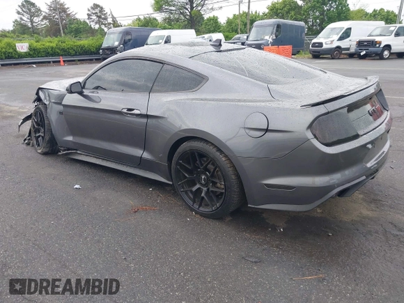 2021 Ford Mustang GT z VIN 1FA6P8CF0M5105060, wystawiony jako IAAI lot #41967671 z przebiegiem 27 626 mil mil oraz . Historia ofert i sprzedaży dostępna na DreamBid. Obrazek 3.