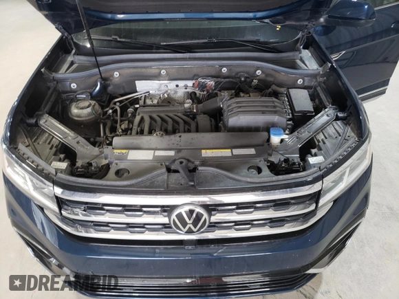 2021 Volkswagen Atlas SEL Premium R-Line with VIN 1V2FE2CA6MC207491, listed as a Copart auction lot 53086855 with 67,837 mi miles and Salvage title. Bid and sale history available at DreamBid. Image 12.