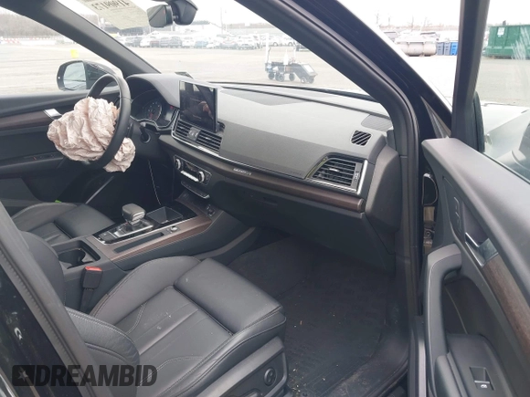 2023 Audi Q5 Sportback S line Premium with VIN WA14AAFY2P2106007, listed as a IAAI auction lot 41909173 with 33,098 mi miles and . Bid and sale history available at DreamBid. Image 5.