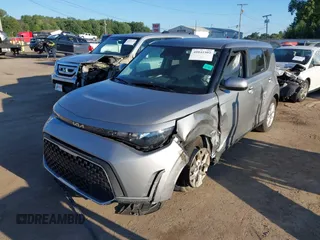 2023 Kia Soul LX with VIN KNDJ23AU1P7867295, listed as a IAAI auction lot 40041502 with 25,231 mi miles and . Bid and sale history available at DreamBid. Image 2.
