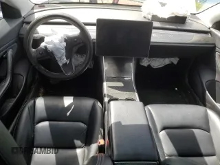 2019 Tesla Model 3 Mid Range z VIN 5YJ3E1EA0KF428001, wystawiony jako Copart lot #58480685 z przebiegiem 182 144 mil mil oraz Szkoda całkowita • Salvage title. Historia ofert i sprzedaży dostępna na DreamBid. Obrazek 8.