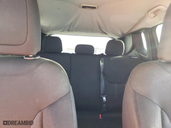 2015 Jeep Renegade Latitude with VIN ZACCJABT5FPB40605, listed as a Copart auction lot 49846865 with 123,678 mi miles and Clean Title. Bid and sale history available at carsss.com. Image 10.