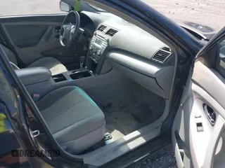 2009 Toyota Camry with VIN 4T4BE46K79R132741, listed as a IAAI auction lot 42043400 with 282,556 mi miles. Bid and sale history available at carsss.com. Image 5.