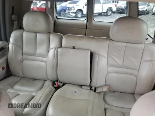 2000 Cadillac Escalade z VIN 1GYEK13R5YR112858, wystawiony jako Copart lot #71651294 z przebiegiem 228 689 mil mil oraz Szkody całkowita. Historia ofert i sprzedaży dostępna na DreamBid. Obrazek 10.