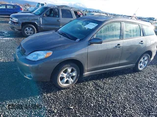 2006 Toyota Matrix STD z VIN 2T1LR32E26C553258, wystawiony jako IAAI lot #41113812 z przebiegiem 165 475 mil mil oraz . Historia ofert i sprzedaży dostępna na DreamBid. Obrazek 2.