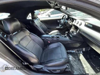 2018 Ford Mustang EcoBoost Premium with VIN 1FATP8UH0J5111777, listed as a Copart auction lot 64321305 with 101,577 mi miles and Clean title. Bid and sale history available at DreamBid. Image 5.