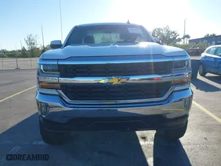 2017 Chevrolet Silverado 1500 LT with VIN 1GCVKREC7HZ216507, listed as a IAAI auction lot 41828407 with 138,294 mi miles. Bid and sale history available at carsss.com. Image 6.