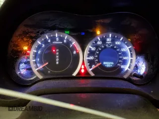 2011 Acura TSX Technology z VIN JH4CW2H66BC000200, wystawiony jako Copart lot #43340445 z przebiegiem 222 696 mil mil oraz Szkoda całkowita • Salvage title. Historia ofert i sprzedaży dostępna na DreamBid. Obrazek 9.