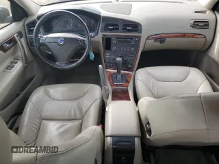 2007 Volvo S60 2.5L Turbo with VIN YV1RH592072606327, listed as a Copart auction lot 70507484 with 127,729 mi miles and Non Repairable. Bid and sale history available at carsss.com. Image 8.