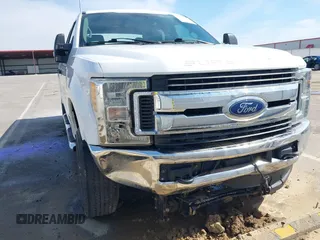 2017 Ford F-250 Lariat с VIN 1FT7W2B61HEC00975, выставлен на аукционе IAAI как лот 41722767 с пробегом 72 663 миль миль и . История ставок и продаж доступна на DreamBid. Изображение 17.