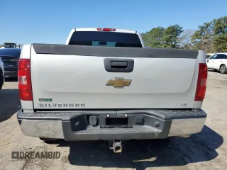 2010 Chevrolet Silverado 1500 LT with VIN 1GCSCSEA8AZ138220, listed as a Copart auction lot 47781965 with 142,388 mi miles and Salvage Title. Bid and sale history available at DreamBid. Image 6.