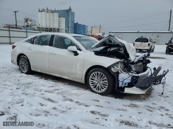 2020 Toyota Avalon Hybrid Limited with VIN 4T1D21FB4LU017838, listed as a Copart auction lot 42004405 with 98,319 mi miles and Salvage Title. Bid and sale history available at carsss.com. Image 4.