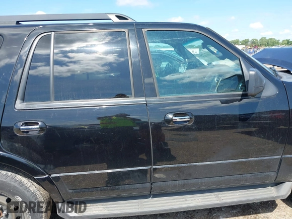 2017 Ford Expedition XLT с VIN 1FMJU1HT0HEA18067, выставлен на аукционе IAAI как лот 42371379 с пробегом 165 211 миль миль и . История ставок и продаж доступна на DreamBid. Изображение 11.