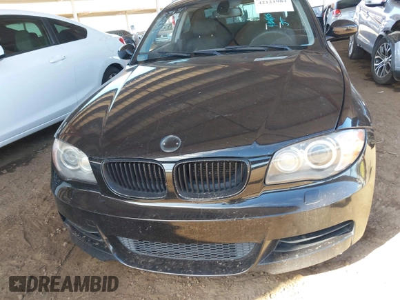 2008 BMW 1 Series 135i with VIN WBAUC73538VF25755, listed as a IAAI auction lot 42121984 with 147,513 mi miles. Bid and sale history available at carsss.com. Image 12.