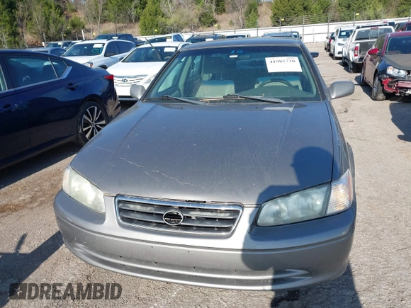 2001 Toyota Camry CE with VIN 4T1BG22K01U072966, listed as a IAAI auction lot 41985720 with 161,273 mi miles and . Bid and sale history available at carsss.com. Image 6.