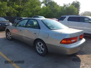1997 Lexus ES 300 z VIN JT8BF22G7V0016733, wystawiony jako IAAI lot #42429677 z przebiegiem 204 315 mil mil oraz . Historia ofert i sprzedaży dostępna na DreamBid. Obrazek 3.