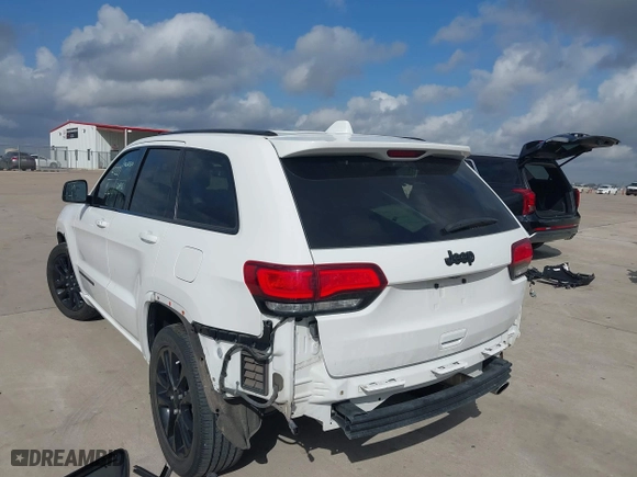 2021 Jeep Grand Cherokee Laredo X with VIN 1C4RJEAG9MC713822, listed as a IAAI auction lot 41527043 with 45,143 mi miles. Bid and sale history available at carsss.com. Image 20.
