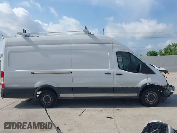 2023 Ford Transit Cargo z VIN 1FTLW3X86PKC12960, wystawiony jako IAAI lot #42174156 z przebiegiem 23 420 mil mil oraz . Historia ofert i sprzedaży dostępna na DreamBid. Obrazek 14.
