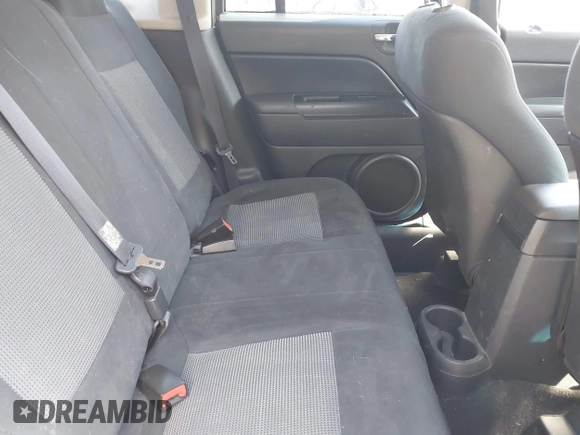 2011 Jeep Compass Latitude with VIN 1J4NF1FB3BD188487, listed as a IAAI auction lot 42250377 with 107,795 mi miles and . Bid and sale history available at DreamBid. Image 8.