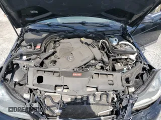 2013 Mercedes-Benz C 300 Sport z VIN WDDGF8AB1DR244937, wystawiony jako Copart lot #62313075 z przebiegiem 118 795 mil mil oraz Szkoda całkowita • Salvage title. Historia ofert i sprzedaży dostępna na DreamBid. Obrazek 11.