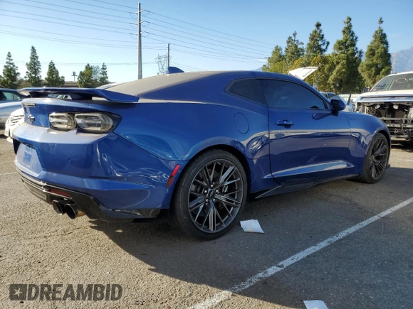 2022 Chevrolet Camaro ZL1 with VIN 1G1FJ1R68N0104269, listed as a Copart auction lot 75497734 with 14,083 mi miles and Salvage Title. Bid and sale history available at carsss.com. Image 3.