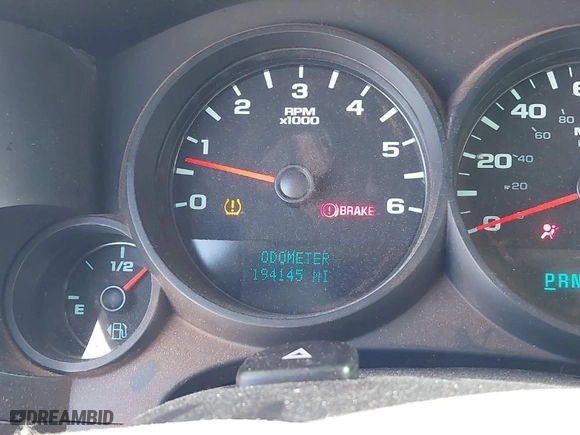2008 Chevrolet Silverado 1500 Work Truck with VIN 1GCEC19C68Z257588, listed as a IAAI auction lot 41481097 with 194,145 mi miles. Bid and sale history available at carsss.com. Image 15.