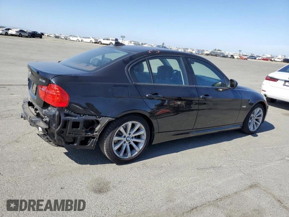 2011 BMW 3 Series 328i with VIN WBAPH5C54BA444424, listed as a Copart auction lot 60678395 with 91,440 mi miles and Salvage title. Bid and sale history available at DreamBid. Image 3.